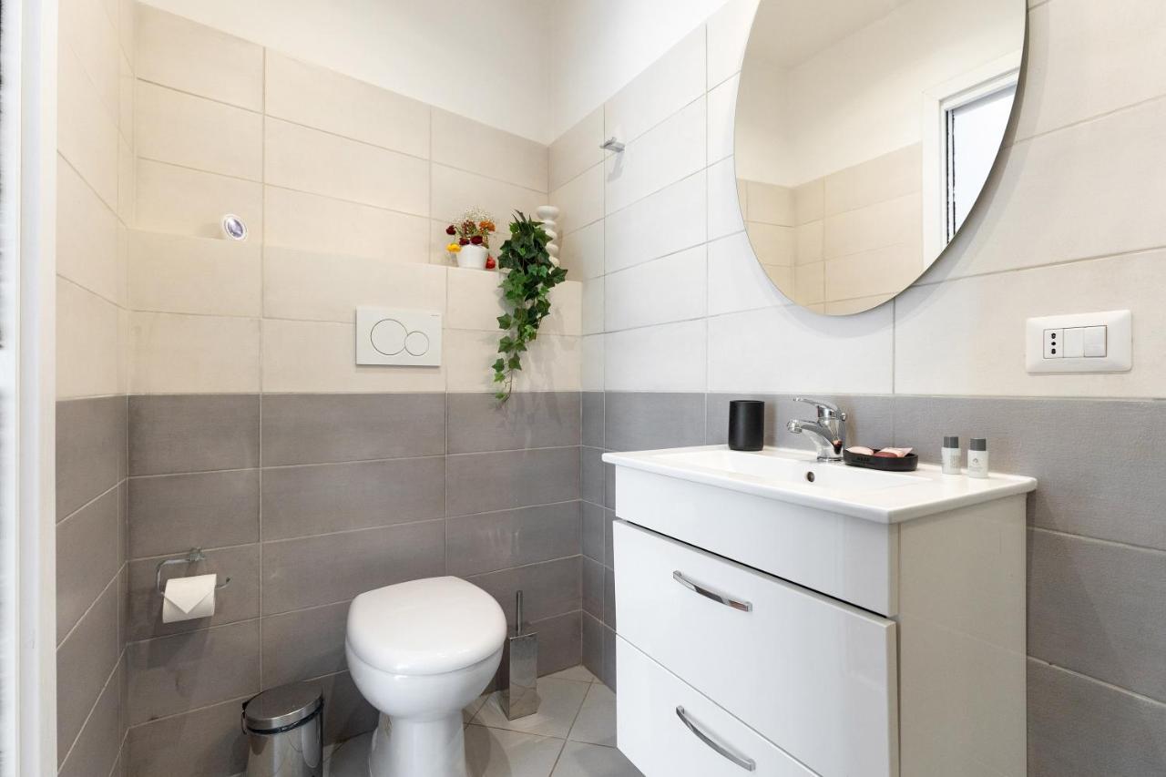 Rome As You Feel - Charming Abode In Trastevere Zewnętrze zdjęcie